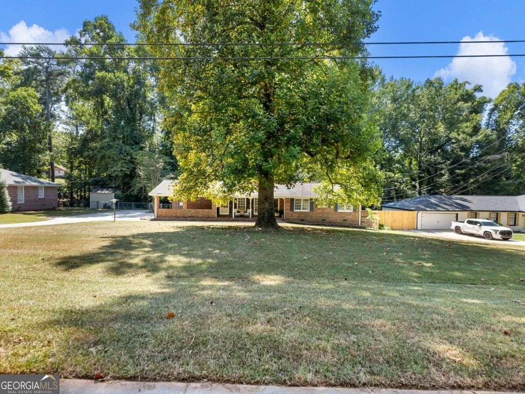 2065 Oak Road, Snellville, GA 30078 — exterior