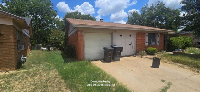 1053 Cole Court, Fort Worth, TX 76115