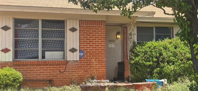 1053 Cole Court, Fort Worth, TX 76115