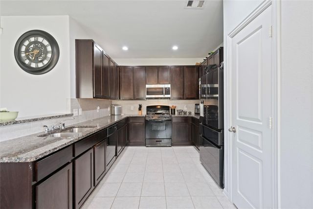 2403 Ivory Court, Texas City, TX 77591