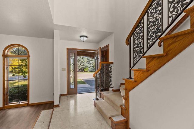 1580 ARBORETUM DRIVE, Oshkosh, WI 54901