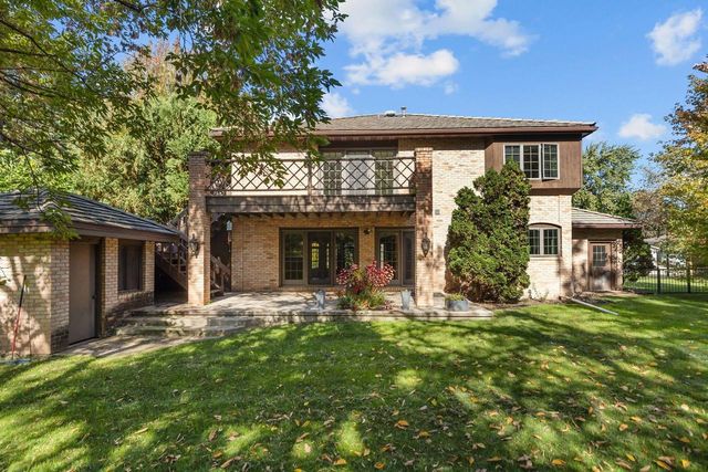 1580 ARBORETUM DRIVE, Oshkosh, WI 54901