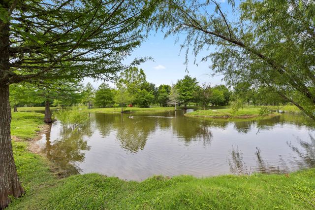 3100 Trails End Lane, Brenham, TX 77833