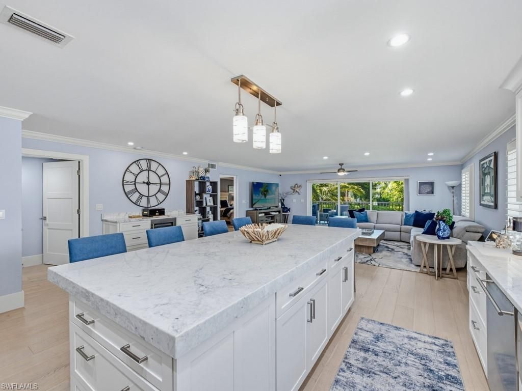 225 5th AVE S 103, NAPLES, FL 34102 — photo 5