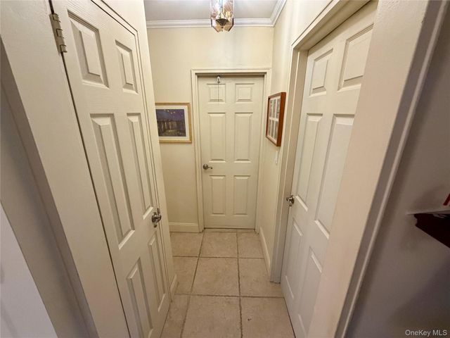 88-17 Shore Parkway 016, Howard Beach, NY 11414