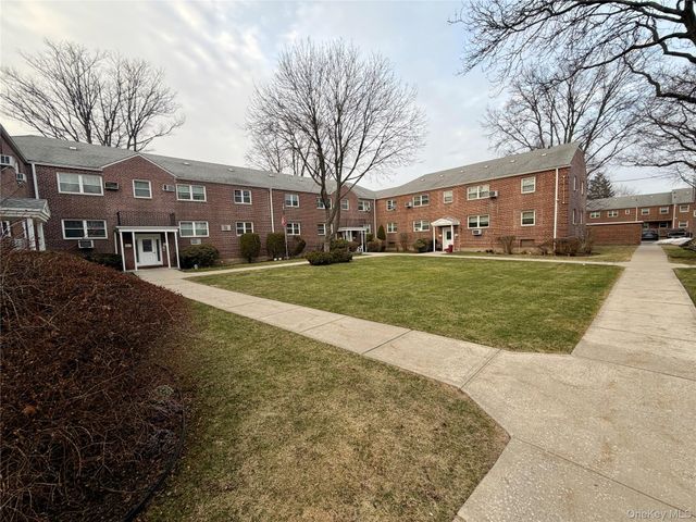 88-17 Shore Parkway 016, Howard Beach, NY 11414
