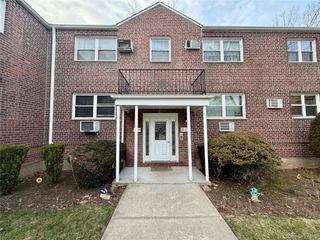 88-17 Shore Parkway 016, Howard Beach, NY 11414