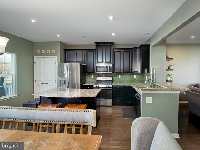 1100 UTLEY ALY, Phoenixville, PA 19460