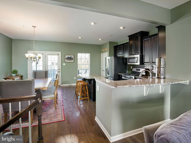 1100 UTLEY ALY, Phoenixville, PA 19460