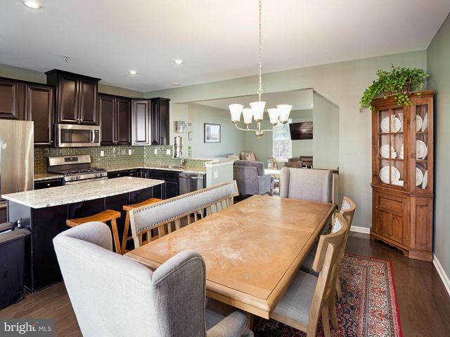 1100 UTLEY ALY, Phoenixville, PA 19460