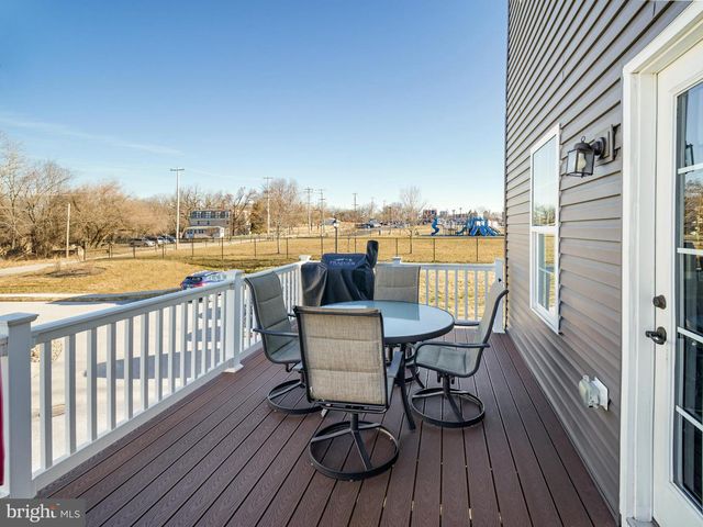 1100 UTLEY ALY, Phoenixville, PA 19460