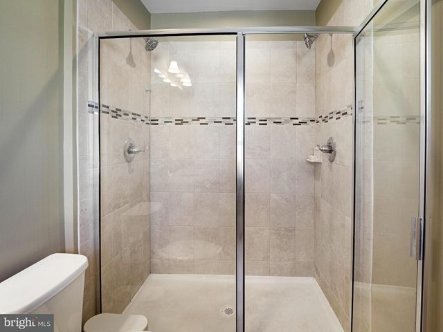 1100 UTLEY ALY, Phoenixville, PA 19460