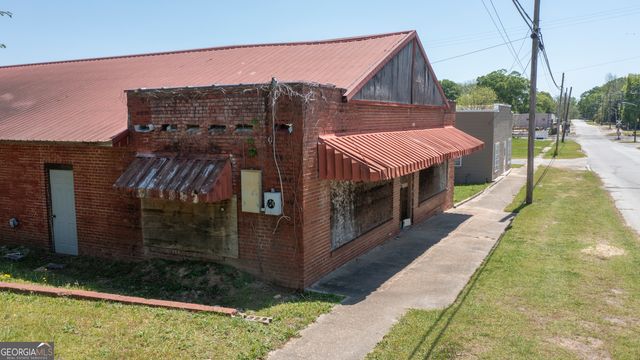 415 Dromedary Street, Woodbury, GA 30293