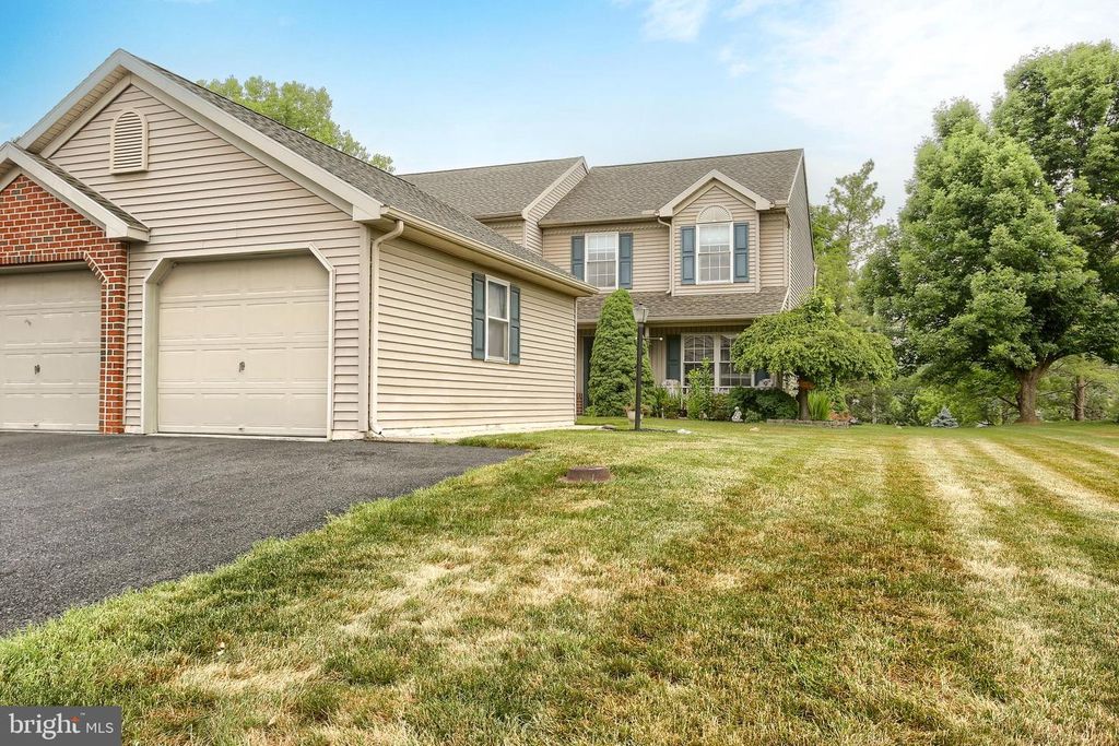 144 SPRUCE CT U-0004, Annville, PA 17003