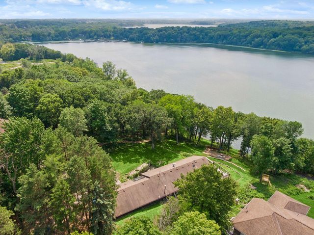 7080 Rolling Acres Road, Excelsior, MN 55331