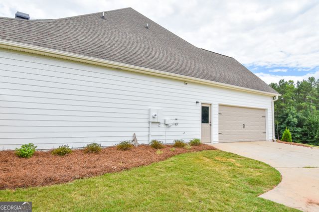 383 Walden Pond Way, Senoia, GA 30276