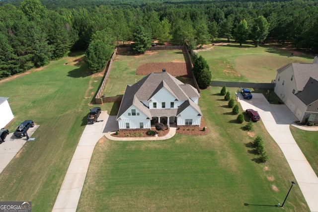 383 Walden Pond Way, Senoia, GA 30276