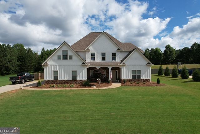 383 Walden Pond Way, Senoia, GA 30276