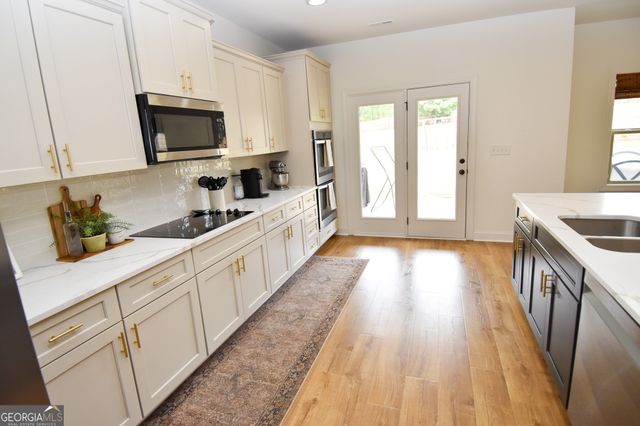 383 Walden Pond Way, Senoia, GA 30276