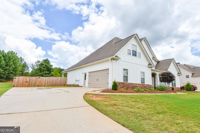 383 Walden Pond Way, Senoia, GA 30276