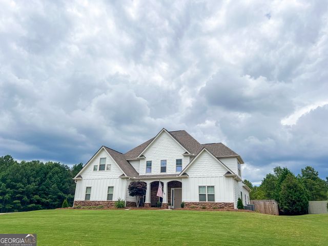 383 Walden Pond Way, Senoia, GA 30276