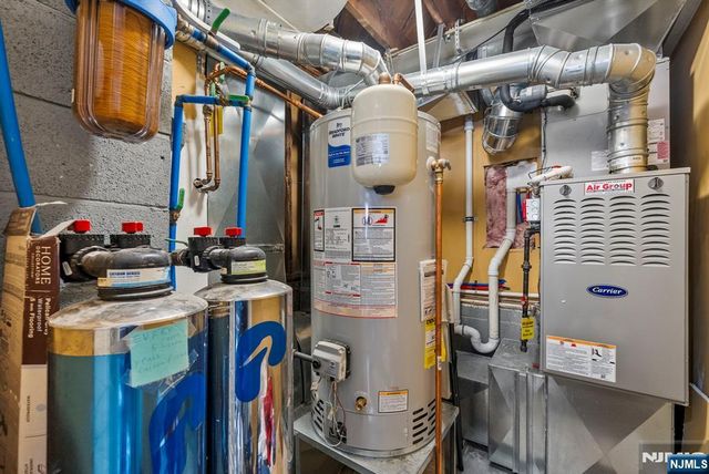 77 Riverside Drive, Denville Township, NJ 07834