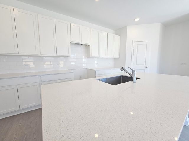 6519 Silver Emperor Lane, Needville, TX 77461