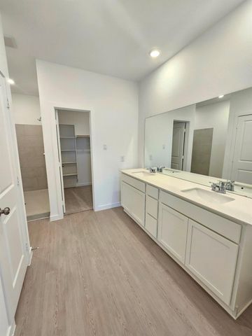 6519 Silver Emperor Lane, Needville, TX 77461