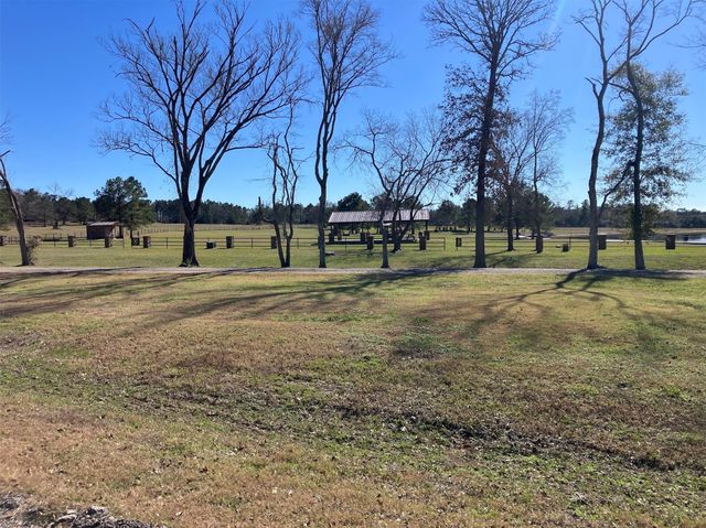 12945 Oak Barrel Road, Willis, TX 77378