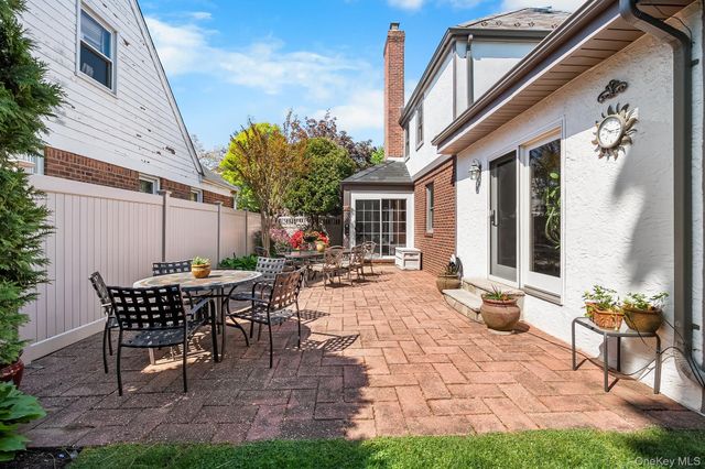 139 Stevens Avenue, Hempstead, NY 11550