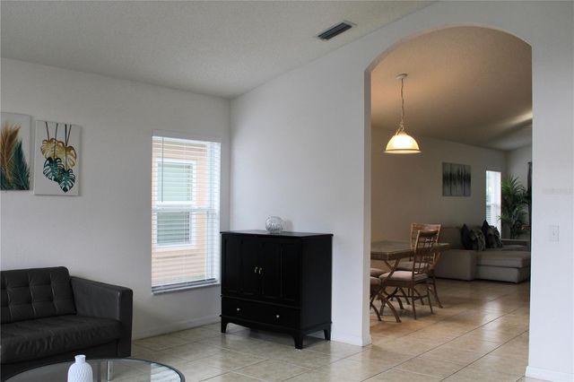 1068 LAKE BERKLEY DRIVE, Kissimmee, FL 34746