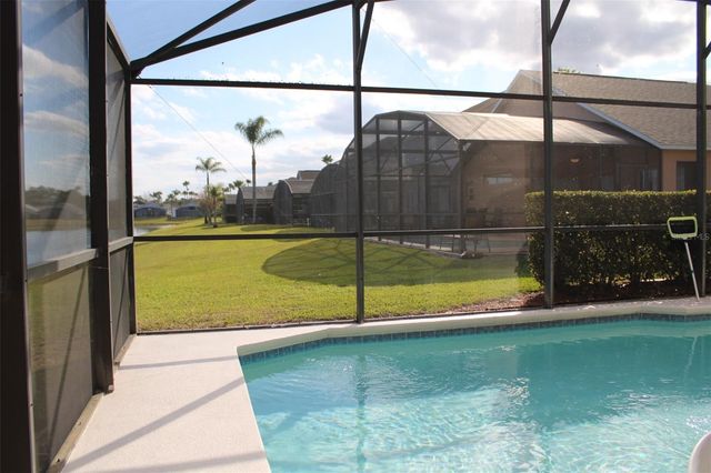1068 LAKE BERKLEY DRIVE, Kissimmee, FL 34746