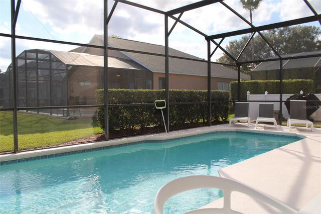 1068 LAKE BERKLEY DRIVE, Kissimmee, FL 34746