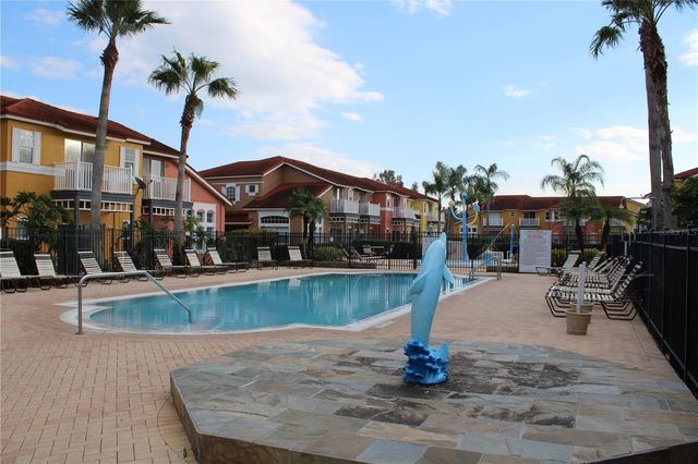 1068 LAKE BERKLEY DRIVE, Kissimmee, FL 34746