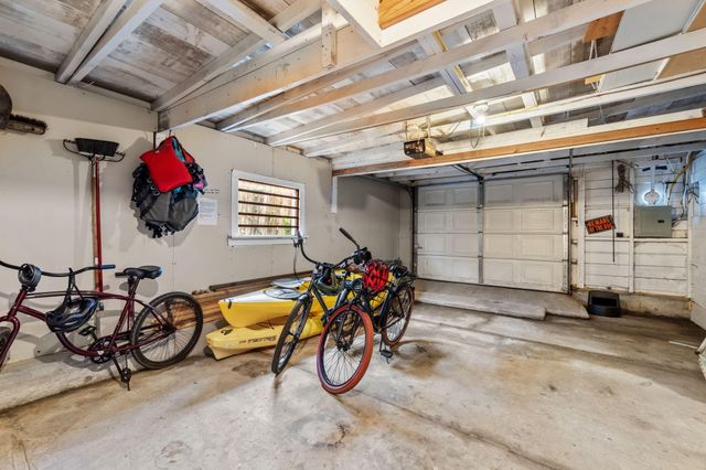 31 Crab Street, King Salmon South, CA 95503