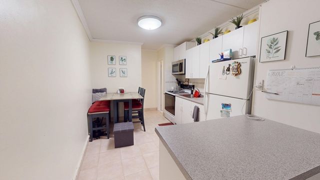 200 Swanton St T34, Winchester, MA 01890