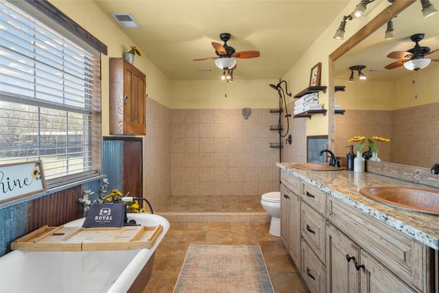 248 Palisades Road, Woodway, TX 76712