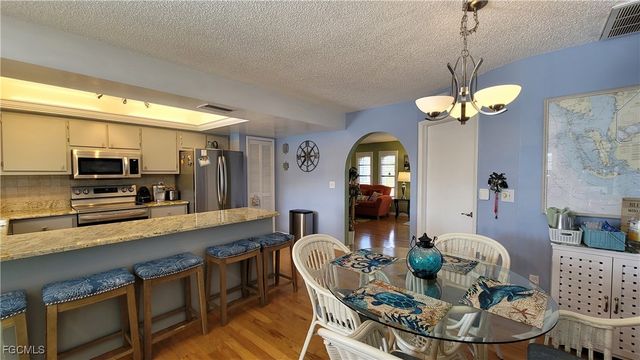 1126 SE 13th TER, Cape Coral, FL 33990