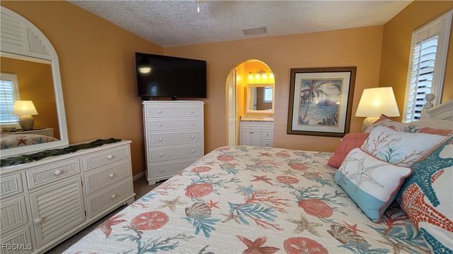 1126 SE 13th TER, Cape Coral, FL 33990