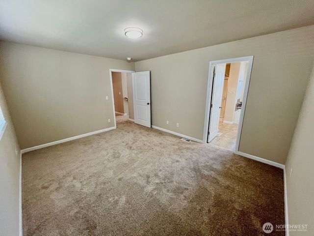 535 Meadowwood Drive SW, Olympia, WA 98502