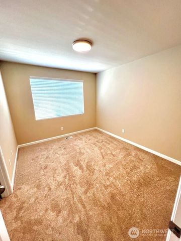 535 Meadowwood Drive SW, Olympia, WA 98502