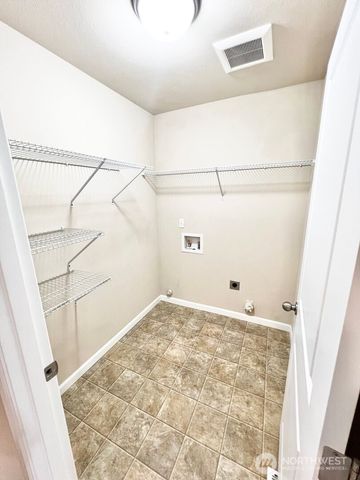 535 Meadowwood Drive SW, Olympia, WA 98502