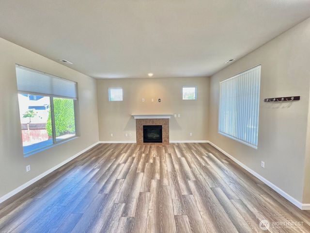 535 Meadowwood Drive SW, Olympia, WA 98502
