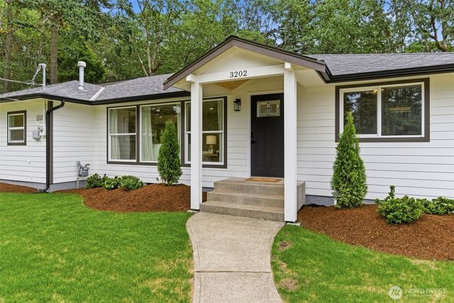 3202 S 76th Street, Tacoma, WA 98409