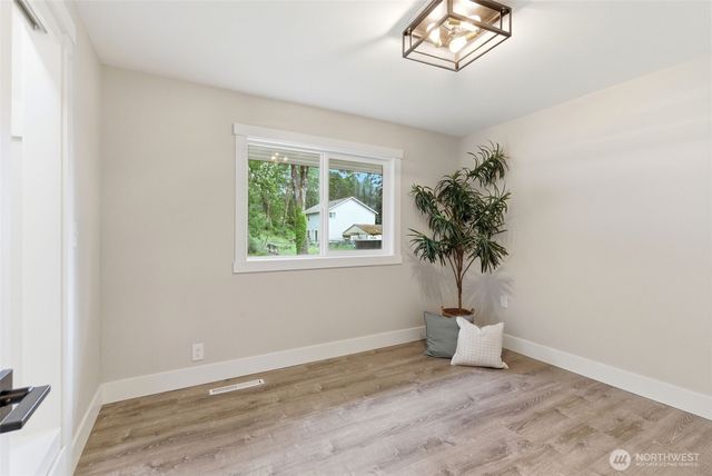 3202 S 76th Street, Tacoma, WA 98409