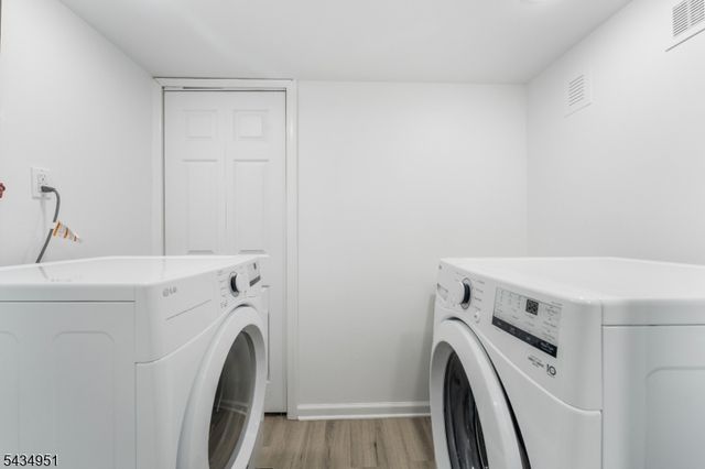 323 S Wood Ave, Linden City, NJ 07036