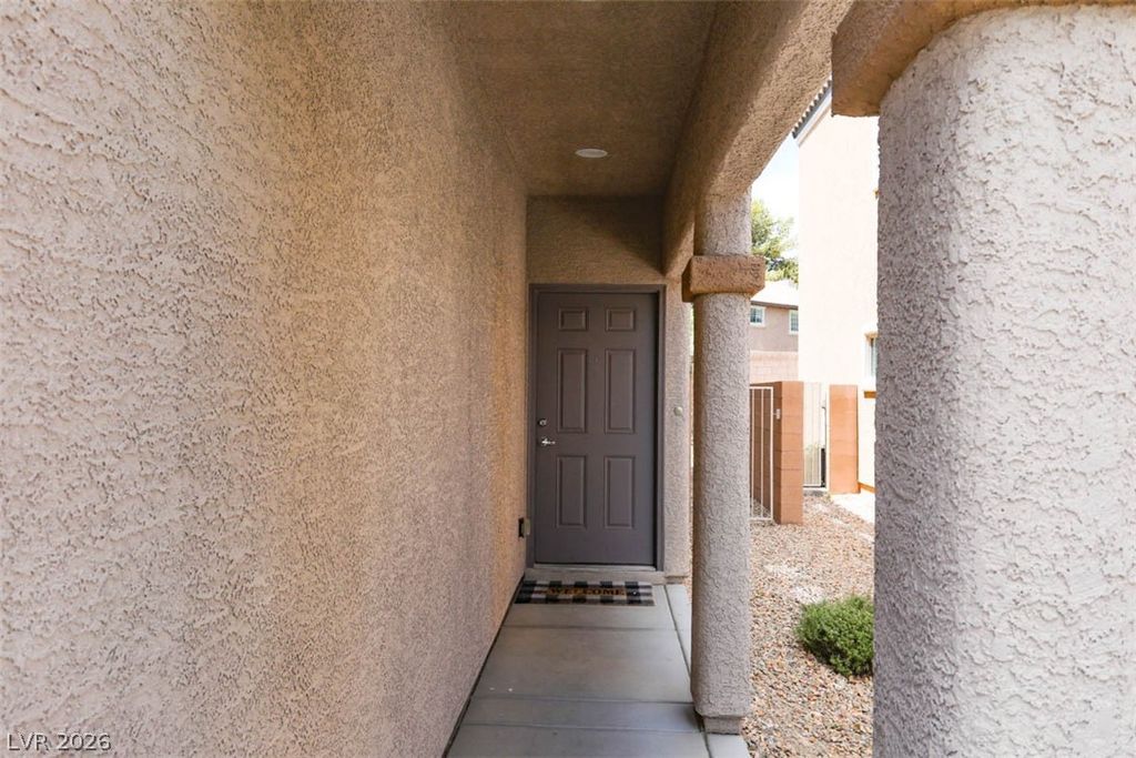 2845 Rough Green Street, Las Vegas, NV 89117 — photo 4
