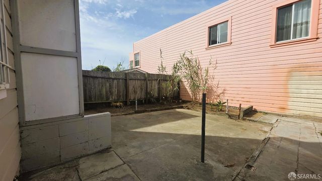 2601 24th Avenue, San Francisco, CA 94116