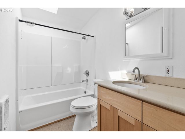 2485 JACKSON St, Eugene, OR 97405