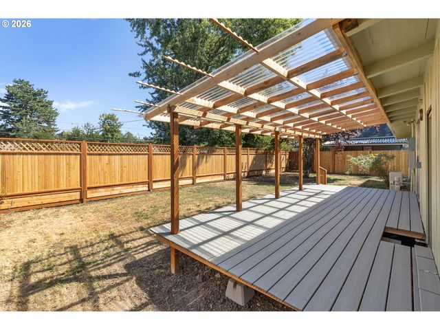 2485 JACKSON St, Eugene, OR 97405